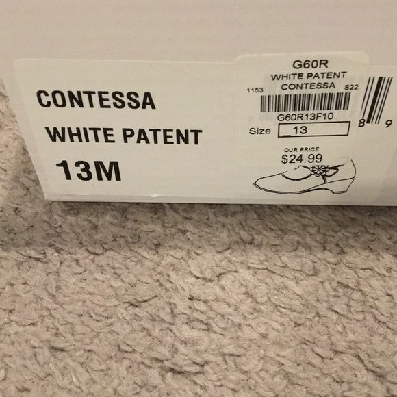 Girls white patent leather dress shoes - Picture 2 of 6